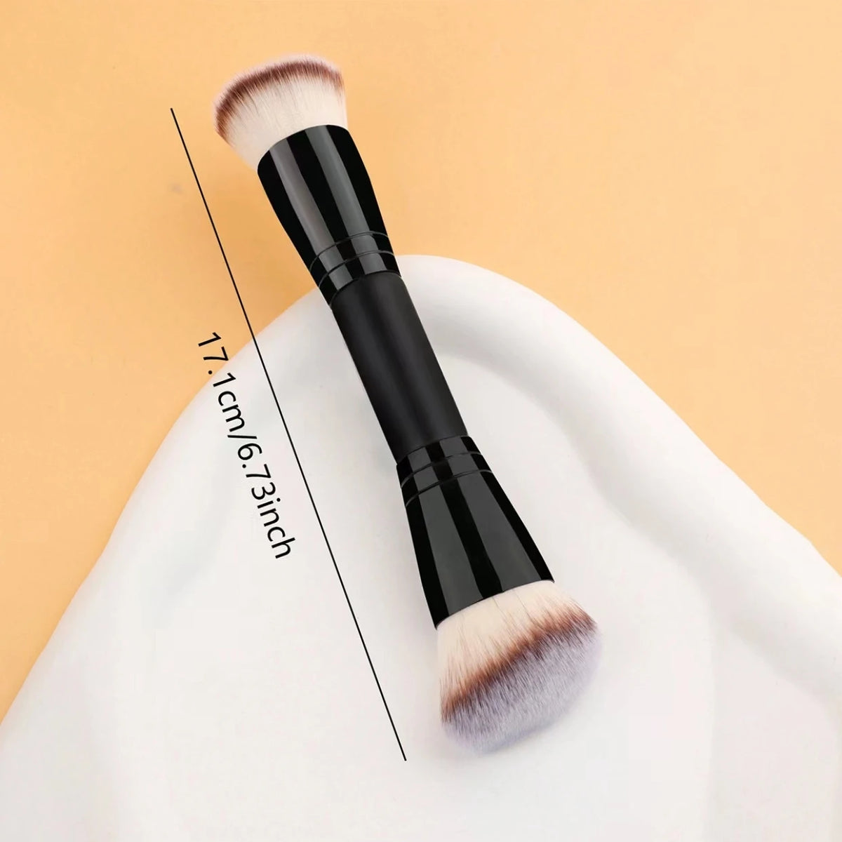 Everstead Dual-Ended Makeup Brush