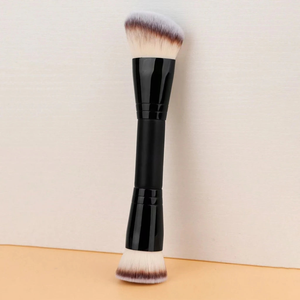 Everstead Dual-Ended Makeup Brush